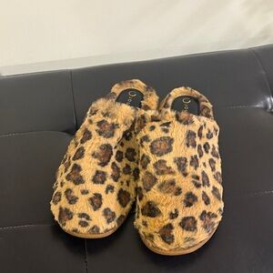 Journee Collection Leopard Print Slippers